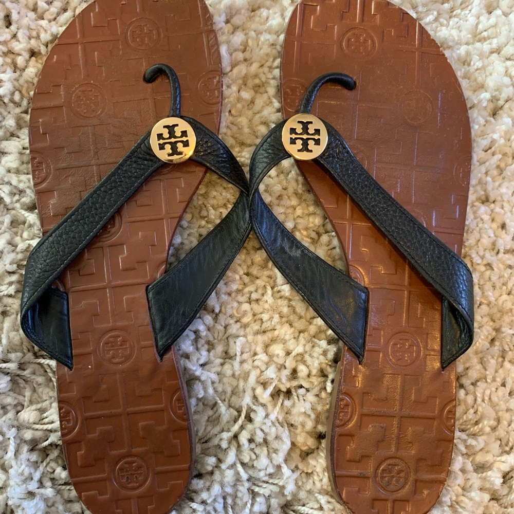 Casual sandal!